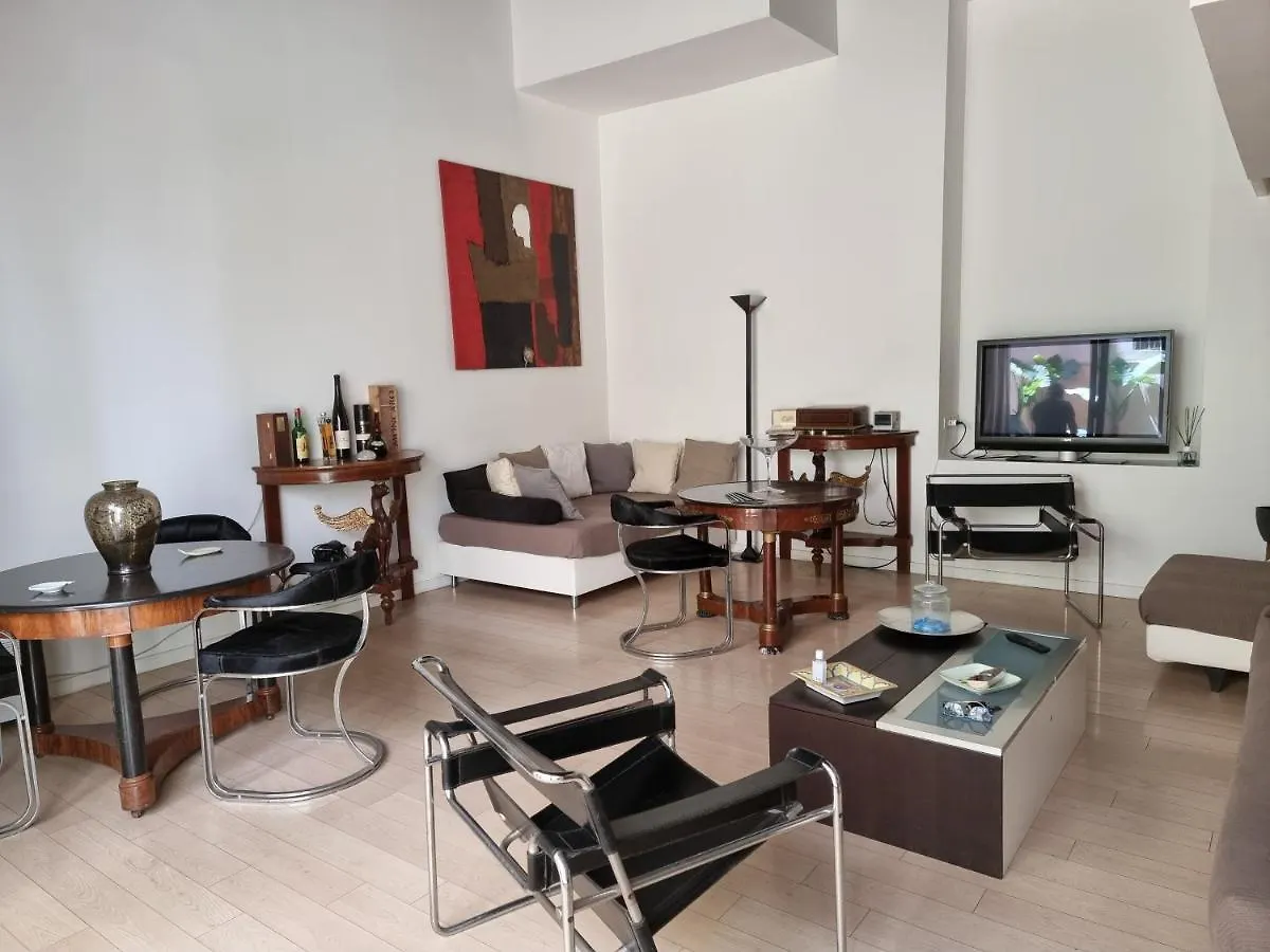 Reale Rome Apartment 0*,